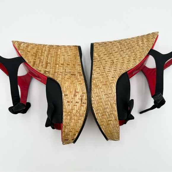 Dolce & Gabbana Bow Woven Straw Wedges - Picture 5 of 10